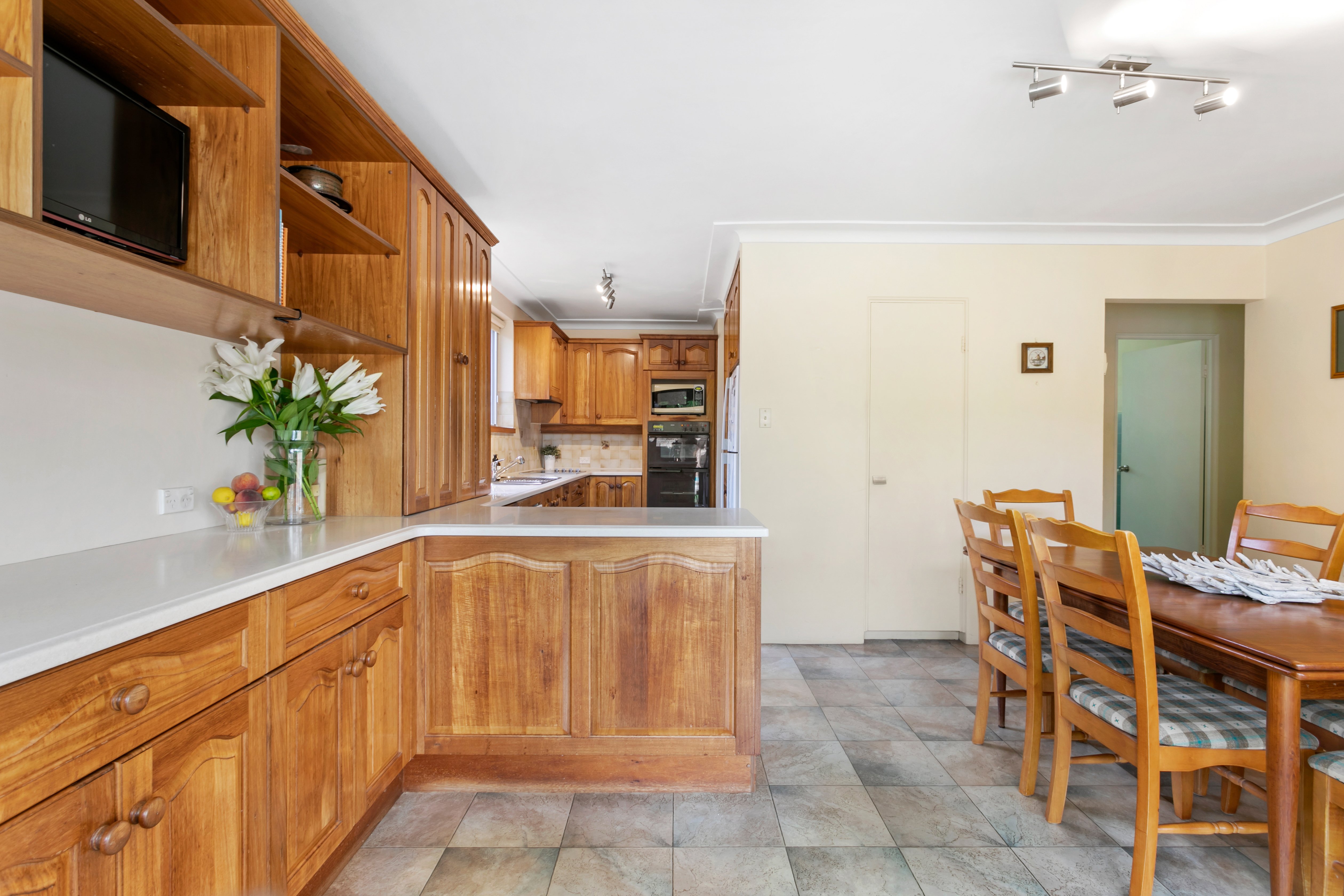 9 Waterhouse Avenue, St Ives, NSW, 2075, St Ives - Thumbnail 5